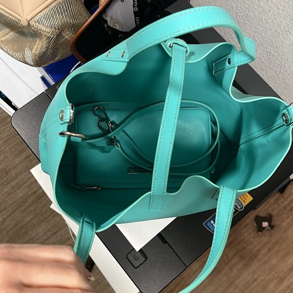 🩵Tiffany & Co Purse🩵 - Picture 7 of 11